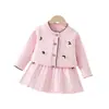 Conjunto de Suéter para Meninas para Outono e Inverno, Novo Conjunto de Tricô com Saia de Seis Borboletas, Vestido Suéter Princesa Fofo Estilo Coreano para Meninas