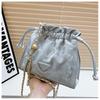 Bolsa de ombro nova bolsa de nicho chinesa plissada textura nuvem estilo nacional corrente de contas bolsa simples bolsa feminina atacado