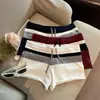 Foto real de ropa coreana de alta calidad para mujer de Dongdaemun: shorts de punto de cintura baja para chica hot de verano