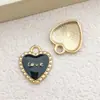 Conjunto Misto de 30 Pingentes Alados de Coração Vazado Bicolor Preto e Branco em Liga de Esmalte Acessórios para Joias DIY
