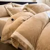 Conjunto de cama de quatro peças de luxo leve Classe A, espesso, quente, de veludo de leite, inverno, flanela de veludo coral, lençol de cama, capa de edredom
