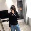 Roupa de Festa! Camiseta de Veludo com Patchwork de Renda em Cor Contrastante 2026 Moda Outono/Inverno Gola Redonda Camisa Básica Top para Mulheres