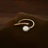 Anillo Abierto de Perla de Agua Dulce Estilo Francés Retro con Galvanoplastia de Oro Real para Mujer Diseño de Nicho Anillo Sencillo para Dedo Anillo para Dedo Versátil