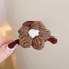 Accesorio para el cabello de pinza de tiburón marrón, de bajo volumen, esponjoso, para peinado semi-recogido, pinza grande de oso para el cabello, pinza de garra con orejas de gato y borla elegante para mujer