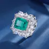 2023 nuevo temperamento europeo y americano cobre chapado en oro simulación Esmeralda retro cuadrado traje piedra principal femenina 10*12