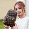 Trendy Cool Vintage Rhomboid Impresso Peito Bolsa All-match Moda Ao Ar Livre Portátil Crossbody Bolsa Mini Bolsa de Moedas para Celular