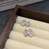 Pendientes de Perla de Mariposa y Circonita Estilo Coreano, Nicho, Elegantes, Diseño de Alta Gama, Modernos, Lujo Ligero, Versátiles y Cómodos Pendientes