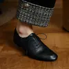 Zapatos blancos de piel de oveja suave para mujer, zapatos planos, nuevo modelo de otoño, piel genuina por dentro y por fuera, punta redonda, con cordones, estilo coreano, zapatos de confort bajo