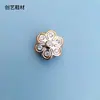 Nuevos accesorios decorativos para zapatos con agujeros, hebillas para zapatos con flores, bonitos accesorios para zapatos de jardín con dibujos animados, hebillas para bolsos con agujeros y flores, disponibles en stock.