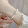 Pulseira com Brilho Intenso e Toque Único Semelhante a Pérola para Mulheres, Feita de Jade Hetian, Estilo Chinês, Luxo Leve, um Presente para uma Amiga Próxima
