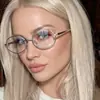 Óculos de Sol Metálicos Modernos e Tendência para Mulheres Armação Oval Retrô Óculos de Personalidade Simples Toque de Luxo Óculos de Sol Estilo de Rua