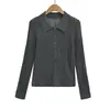 Camisa polo de punto acanalado estilo coreano T400-26 Otoño con diseño calado, manga larga y silueta ajustada para mujer
