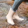 Galochas Femininas Coloridas, Cano Médio, Forradas com Lã, Moda Coreana, Galochas para Todas as Estações, Galochas para Adultos, Sapatos de Borracha Impermeáveis Antiderrapantes para Trabalho