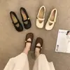 Sapatos Mary Jane de nicho estilo francês, novos sapatos femininos de primavera e outono, mocassins versáteis, sapatos pequenos de couro retrô, sapatos baixos estilo coreano