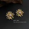 Brincos de Girassol Exagerados Estilo Europeu e Americano para Mulheres, Brincos de Pérola Estilo Luxo Acessível, Brincos de Segunda Mão de Luxo de Nicho