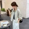 Chaqueta nueva de principios de otoño 2026 para mujer con figura petite, moderna y casual, prenda exterior versátil, chaqueta corta entallada a la cintura para un look más alto