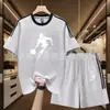 Nuevo Conjunto Deportivo de Algodón Puro Veraniego con Tres Rayas Marca de Moda Conjunto de Camiseta de Manga Corta y Shorts Conjunto de Correr Transpirable para Hombre Conjunto Corto