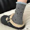 Meias Cinzas para Mulheres no Outono e Inverno, Meias de Meia Panturrilha de Bolinhas Estilo Japonês, Quentes e Combinadas com Sapatos Birkenstock, Meias Felpudas e Meias Longas para Manter Quente