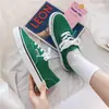 Zapatos de Lona para Estudiantes K-Style Primavera 2025 Nuevos Zapatillas Deportivas y de Ocio de Caña Baja Zapatos Blancos Pequeños Zapatos de Calle Populares