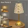 Luminária de Mesa Retrô Popular de Cristal com Dimerização de Três Cores, LED por Toque, Luxo Leve, Atmosfera de Alto Padrão, Luminária de Cabeceira para Quarto Interno