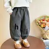 Pantalones deportivos casuales de primavera y otoño para niños, estilo coreano, con estampado de la letra "hi", cintura elástica y diseño estilo linterna. Adecuado para bebés y niños pequeños; disponible para envío directo