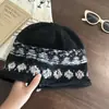 Gorro Holgado Jacquard Estilo Coreano con Volantes Pañuelo de Punto Retro Fair Isle Gorro para Clima Frío Otoño/Invierno Hace que la Cara Parezca Más Pequeña Gorro de Lana