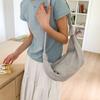 Bolso Dumpling Casual de Lona Roja para Mujer 2025 Nuevo Gran Capacidad Deportivo Hombro Cruzado Bolso Croissant Coreano