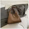 Bolso Cubo Sencillo de Mano Estilo Coreano para Mujer 2026 Nuevo Modelo Invierno Bolso de Hombro Cruzado Minimalista Elegante de Alta Calidad
