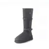 Botas de neve femininas longas cinzas, novo estilo inverno 2025, com sola grossa, que aumentam a altura, forradas com fleece, espessadas, sapatos quentes de algodão para mulheres baixinhas