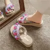 Pantuflas Únicas para Mujer con Suela Gruesa Estilo Princesa, Borlas y Tira Cruzada, Sandalias de Moda Versátiles y Cómodas para el Verano 2025