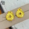 Nuevo collar colgante de loto color arena dorada estilo chino con diseño de loto en relieve, un símbolo de paz y buena fortuna, en un estilo de lujo ligero, diseñado para mujeres