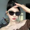 Gafas de Sol Retro Sin Montura Integradas de Textura Avanzada Ojo de Gato para Mujer Rostro Redondo Adelgazante 2025 Nuevas Gafas de Sol de Moda
