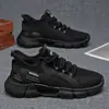 Zapatos para Hombre con Superficie de Malla, Nuevo Estilo Otoño, Transpirables, Cómodos y Refrescantes, Suela Gruesa Lisos de Moda Estilo Coreano Otoño Venta al por Mayor Zapatos para Hombre