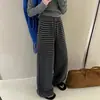 Pantalones acanalados de pierna ancha de alta calidad para mujer, nuevo estilo otoño/invierno, forrados de polar y engrosados, con caída fluida, diseño a rayas, cintura alta, adelgazantes y de corte recto.