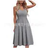 2023 Estilo Caliente Moda Femenina y Sexy Color Puro Cuello en V Sin Mangas Tirantes Vestido Plisado
