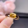 Anillo de Citrino Amarillo Atractor de Riqueza Natural con Piedras Sueltas Completamente Pulidas de Color Fuego en la Cara del Anillo, Tamaño 6*8mm