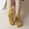 Oferta Especial Primavera/Verano Calcetines Invisibles de Dos Dedos, Algodón de Color Sólido, con Talón, Modernos Versátiles Estilo Ins Transpirables Coreanos Calcetines de Dedos Divididos
