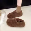 2026 Novos Sapatos Slip-on de Um Passo com Algodão e Pelo Sapatos Preguiçosos Sapatos de Feijão para Mulheres Inverno Com Pelúcia Quente Solado Grosso Sapatos de Algodão Peludo