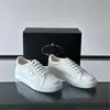 Zapatos casuales para hombre con cordones, suela gruesa, estilo de lujo ligero transfronterizo, paneles de malla transpirable, logo triangular PRA, piel de primera capa