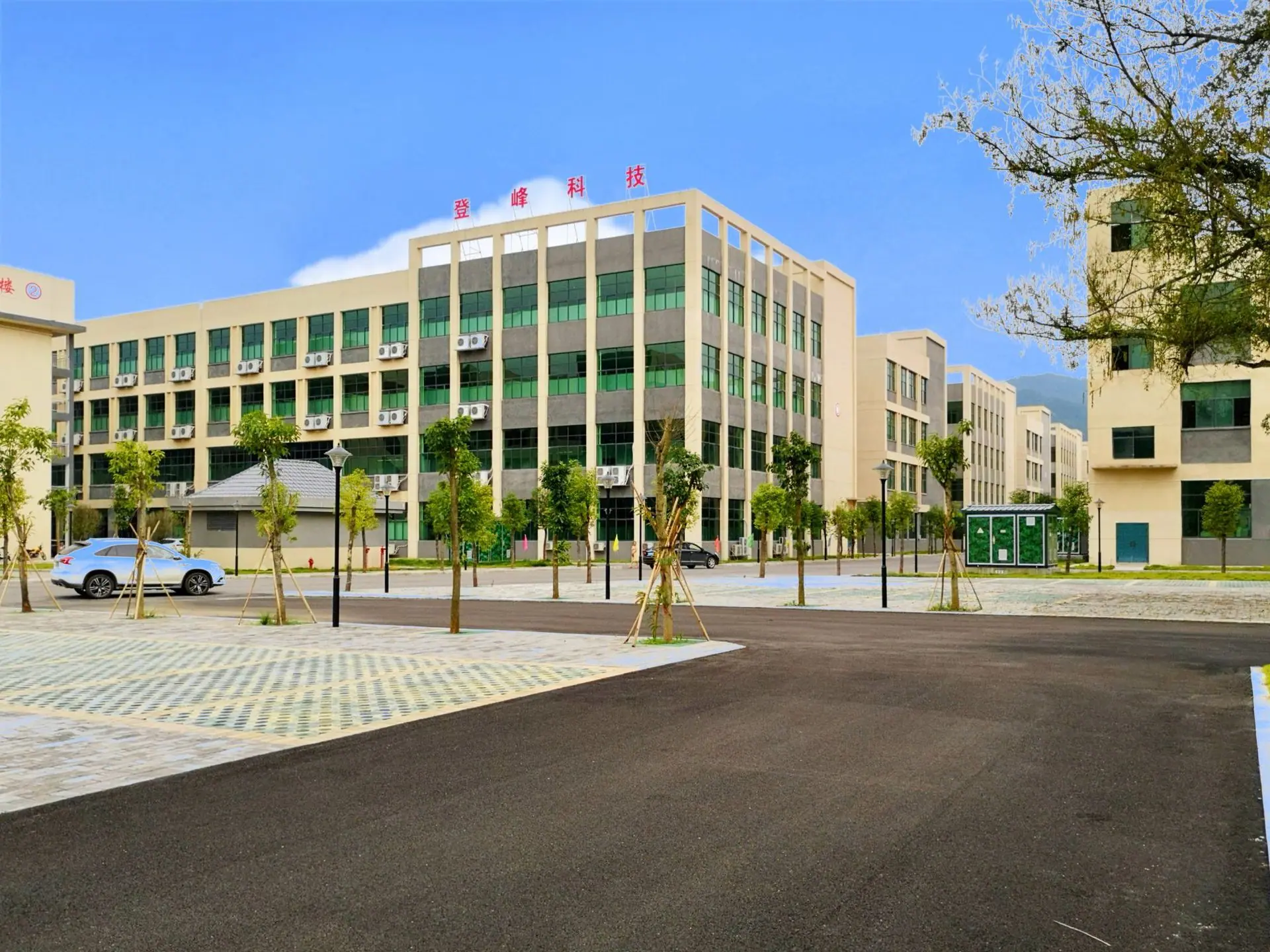 登峰科技 (1)