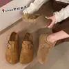 Mules de sola macia 2026 com aumento de altura para mulheres, novos sapatos slip-on de cobertura total, moda casual de outono com fivela de cinto