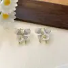 Brincos de Borboleta de Cianita com Design Único, Brincos Exquisitos de Flor de Concha de Luxo Leve, Estilo Versátil Moderno e na Moda