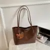 Paquete Especial 2025 Nuevo Bolso de Hombro Otoño, Moda y Tendencia Coreano de Nicho de Alta Apariencia Casual Bolso para Mujer