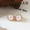 Nuevos Pendientes de Perla con Forma de Corazón Microincrustados Versátiles de Moda Retro Europea y Americana para Otoño e Invierno, con un Toque de Lujo Ligero y de Gama Alta, Pendientes de Aguja Plateada para Mujer