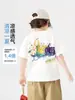 Camiseta de Algodão Fresca de Manga Curta para Meninos Europeus - Lançamento 2026 Roupas Infantis Verão Blusa Fina de Meia Manga para Crianças e Bebês
