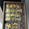 Adesivos de Folha de Ouro Puro 999 para Celulares, Adesivos de Geladeira, Embalagem de Logotipo Corporativo, Material, Design Personalizado