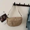 Nueva bolsa casual ligera simple de nailon tipo dumpling, bolsa de pecho versátil para deportes y ciclismo, bolsa de hombro cruzada para el uso diario