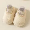 Zapatos calcetín para bebé y niño pequeño otoño e invierno zapatos de piso para niños calcetines antideslizantes cálidos para niños pequeños calcetines de piso engrosados con forro polar