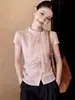 Camisa Feminina de Design Europeu com Fita Listrada Rosa, Gola Redonda, Manga Curta, para Verão, Elegante, Emagrecedora, Jovem, Versátil