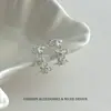 Brincos de Flores de Quatro Pétalas com Renda Vazada e Cravejados de Diamantes de Alta Qualidade para Mulheres, Únicos e Exquisitos, Modernos e Versáteis para o Dia a Dia